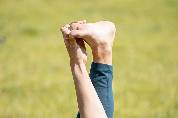 097_Yoga in Park 26