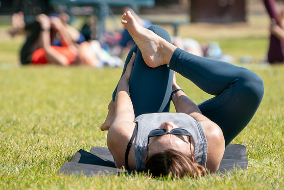 101_Yoga in Park 26