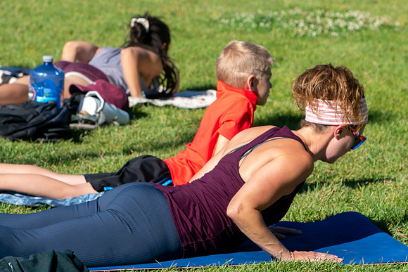 109_Yoga in Park 26