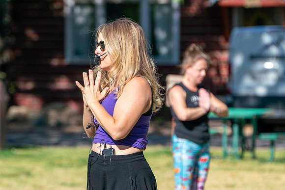 115_Yoga in Park 26