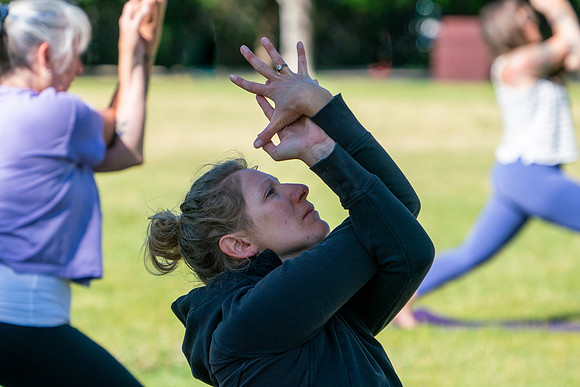 135_Yoga in Park 26
