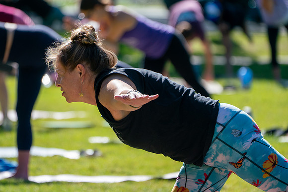 144_Yoga in Park 26