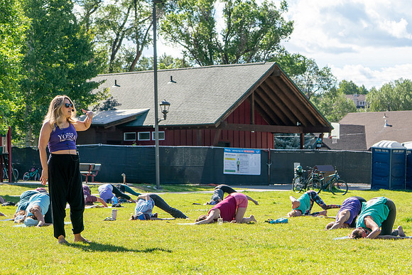 148_Yoga in Park 26