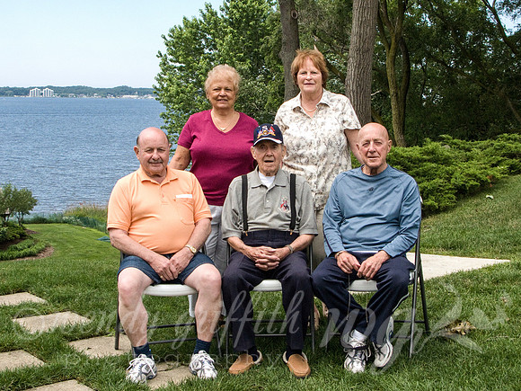 018_08reunion-T
