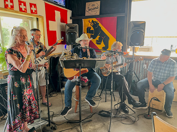 035_Ueli Celebration 7-17-24