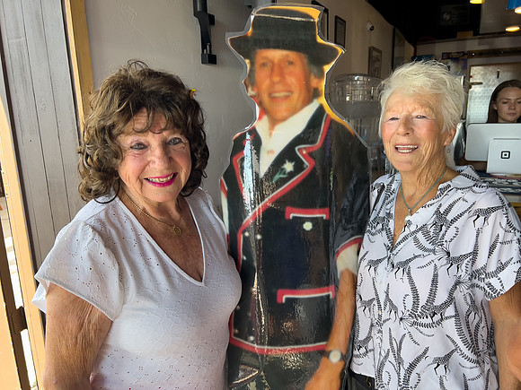 041_Ueli Celebration 7-17-24