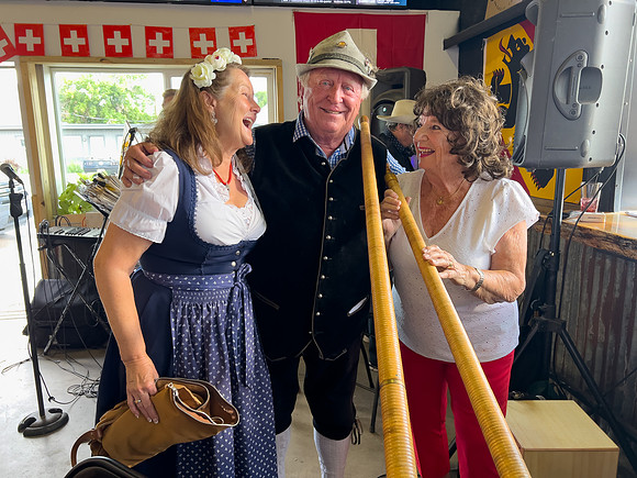 072_Ueli Celebration 7-17-24